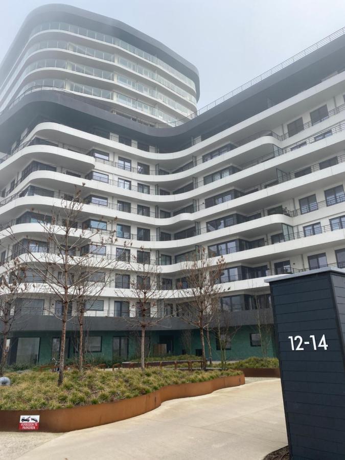 Lichtrijk 2-Slaapkamerappartement Met Zeezicht En Gratis Parking Остенде Экстерьер фото
