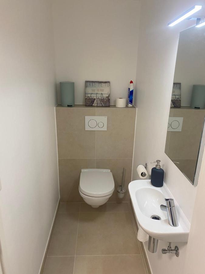 Lichtrijk 2-Slaapkamerappartement Met Zeezicht En Gratis Parking Остенде Экстерьер фото